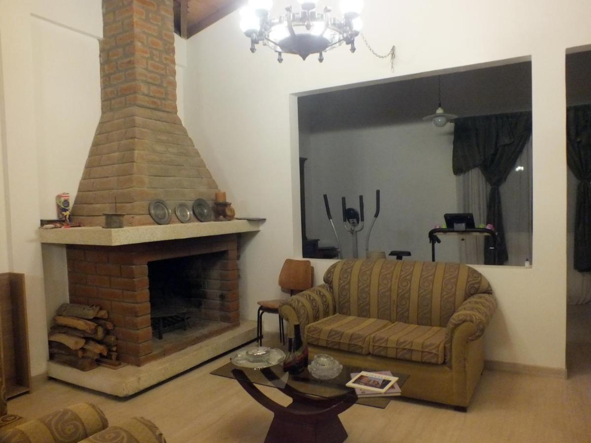 Quito Eco Lodge Airport - B&B Tababela Bagian luar foto