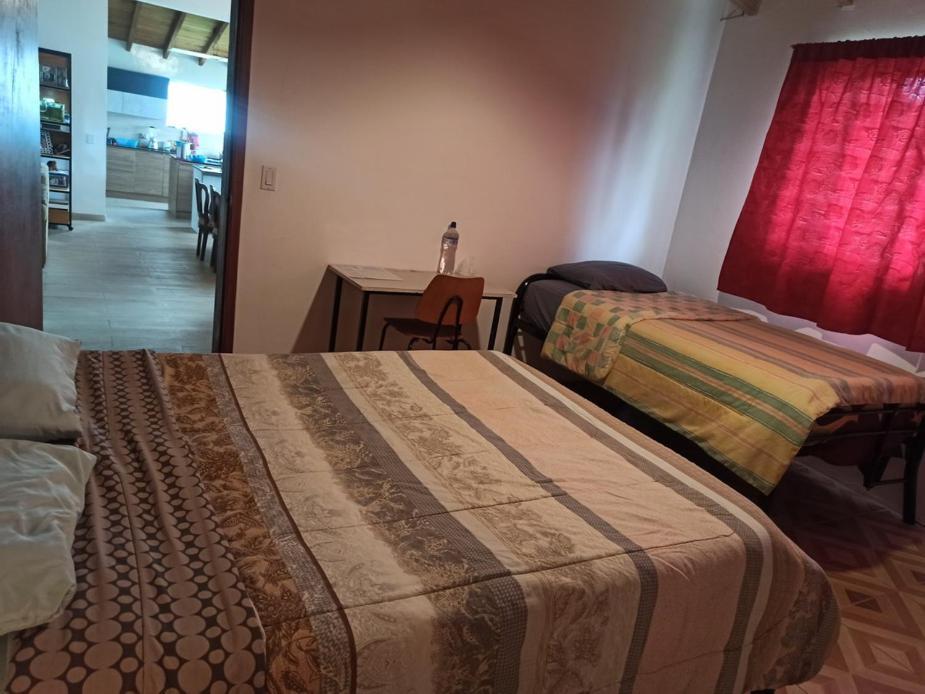 Quito Eco Lodge Airport - B&B Tababela Bagian luar foto